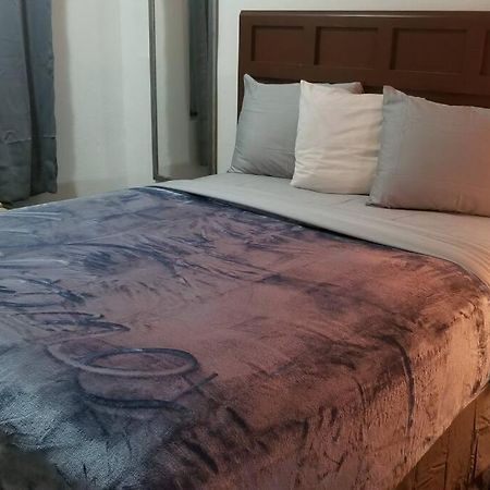 Hotel 2 Queen Beds Hotel Room 128 Booking Stillwater Ngoại thất bức ảnh